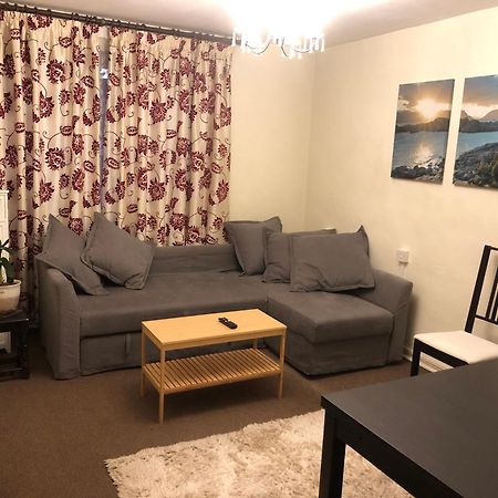 Lovely One Bed Apartment To Rent Londra Exterior foto