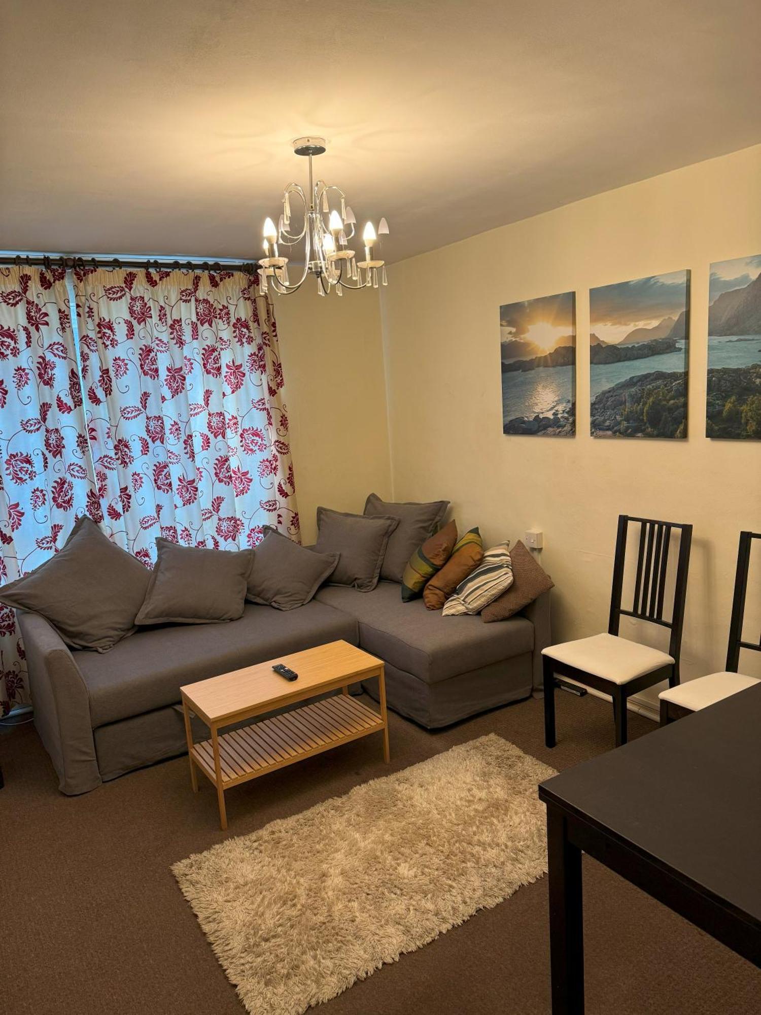 Lovely One Bed Apartment To Rent Londra Exterior foto